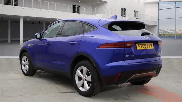 Used Jaguar E-Pace 2018 for sale - 76210606: Photo 3