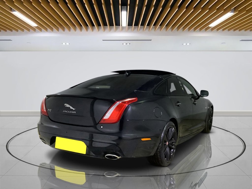 Used Jaguar XJ 2016 for sale - 76867786: Photo 8