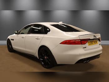 Used Jaguar XF 2017 for sale - 79675309: Photo
