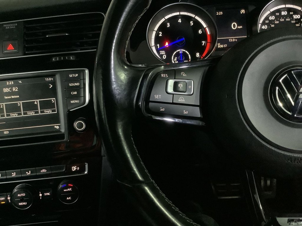 Used Volkswagen Golf 2016 for sale - 76724342: Photo 17