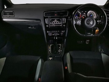 Used Volkswagen Golf 2016 for sale - 76724342: Photo