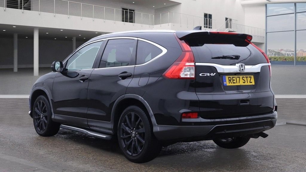 Used Honda CR-V 2017 for sale - 76470406: Photo 3