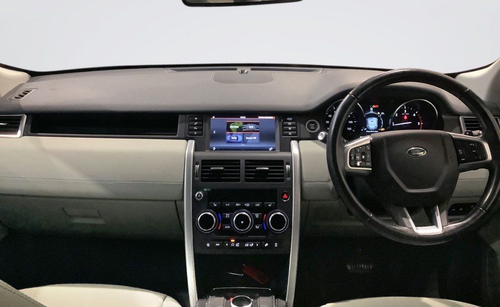 Used Land Rover Discovery Sport 2019 for sale - 77642179: Photo 3