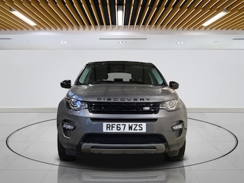 Used Land Rover Discovery Sport 2017 for sale - 76941512: Photo