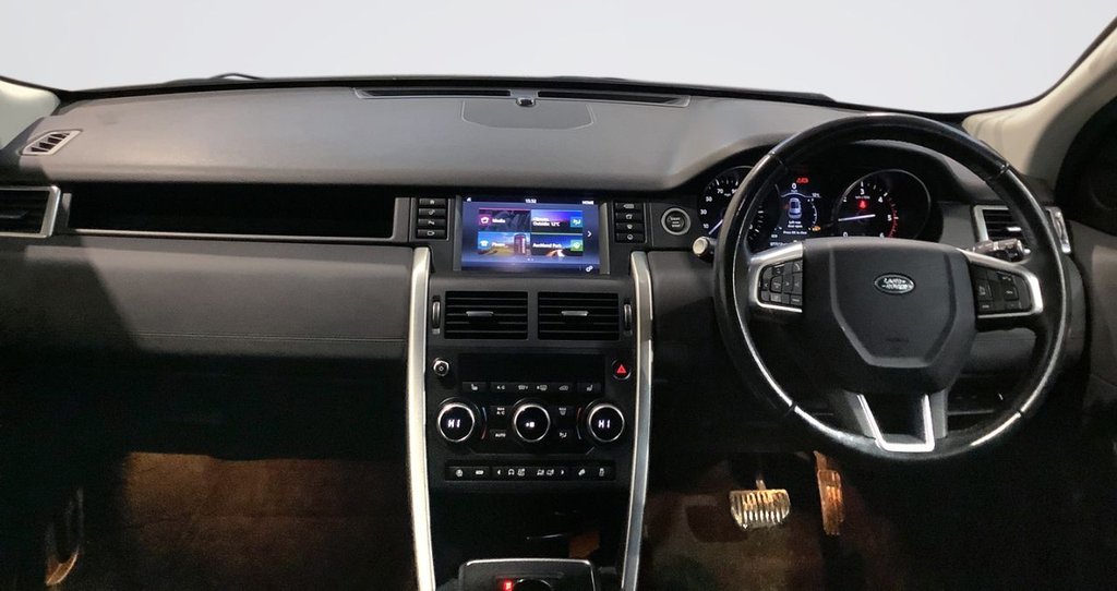 Used Land Rover Discovery Sport 2017 for sale - 76941512: Photo 3