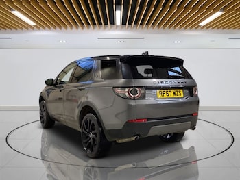 Used Land Rover Discovery Sport 2017 for sale - 76941512: Photo