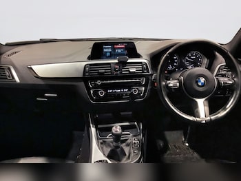 Used BMW 1 Series 2018 for sale - 77171542: Photo
