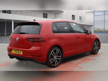 Used Volkswagen Golf 2018 for sale - 75462247: Photo