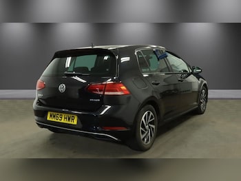 Used Volkswagen Golf 2019 for sale - 79210331: Photo