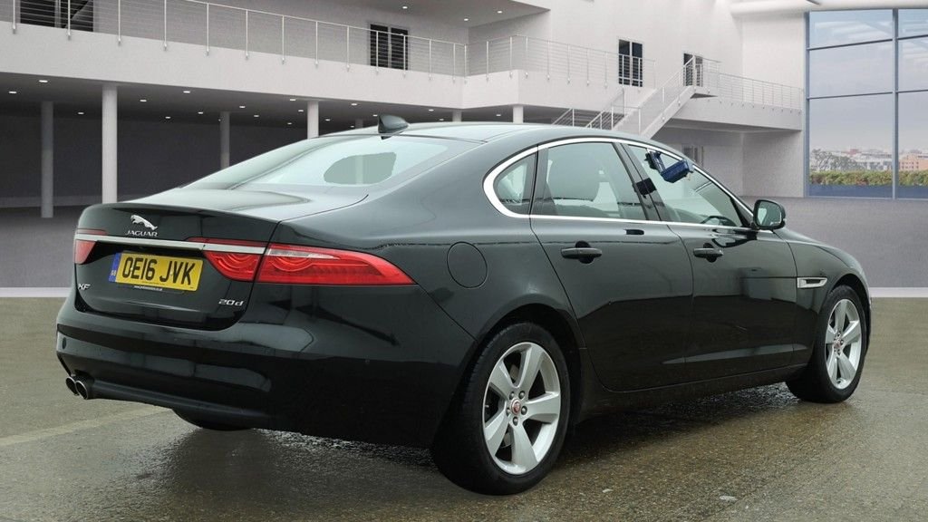 Used Jaguar XF 2016 for sale - 77976306: Photo 10