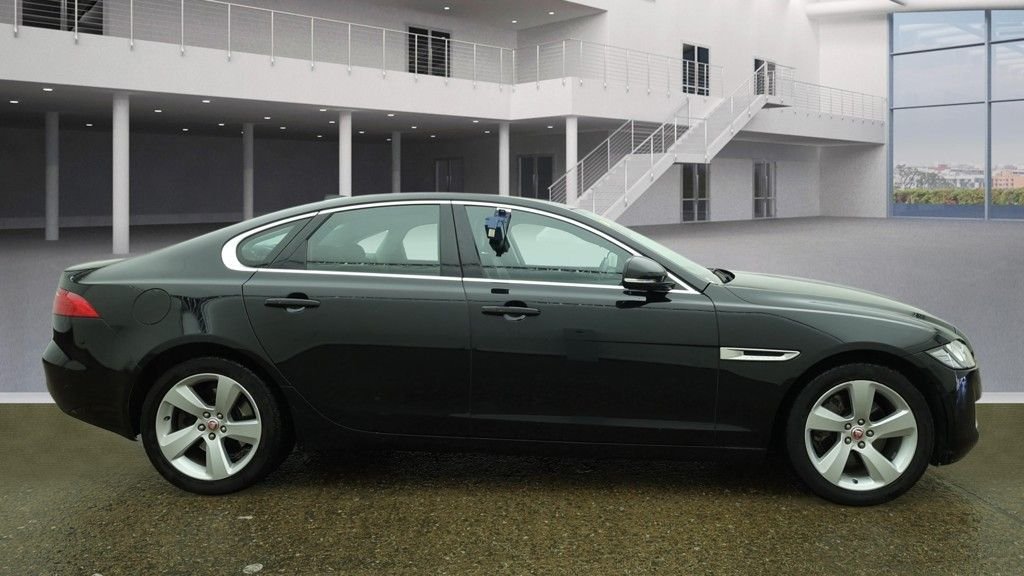 Used Jaguar XF 2016 for sale - 77976306: Photo 11