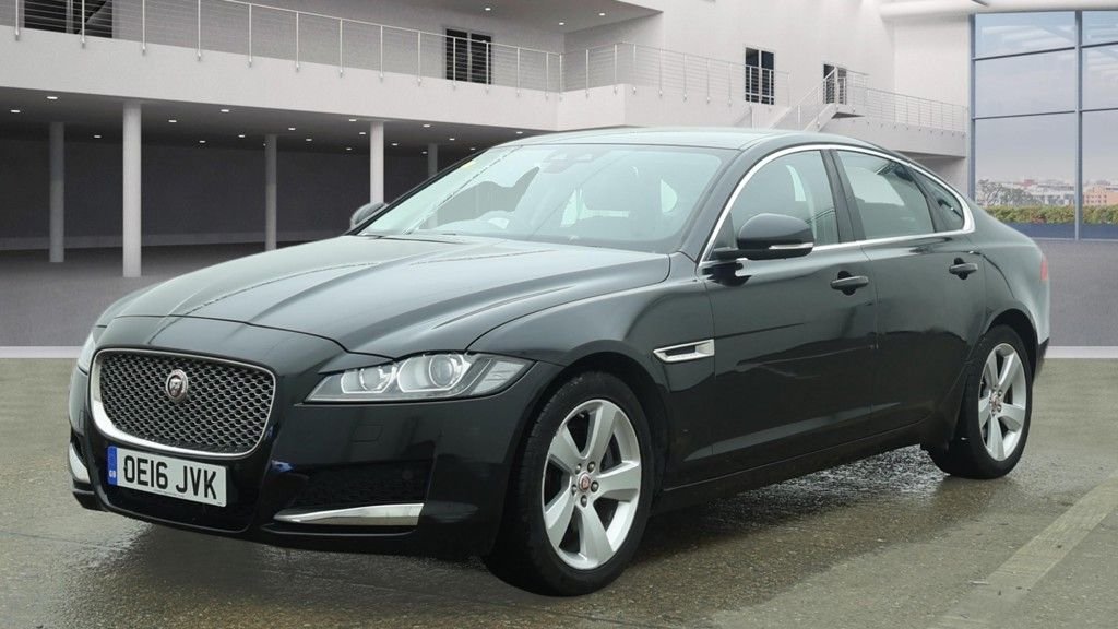 Used Jaguar XF 2016 for sale - 77976306: Photo 8