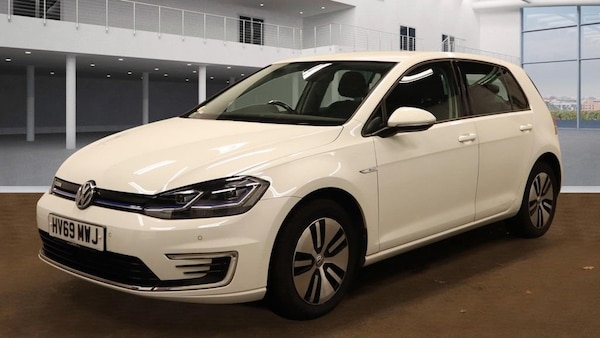 Used Volkswagen Golf 2019 for sale - 76229005: Photo 2