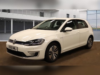 Used Volkswagen Golf 2019 for sale - 76229005: Photo 2