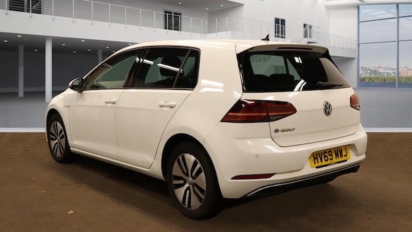 Used Volkswagen Golf 2019 for sale - 76229005: Photo 3