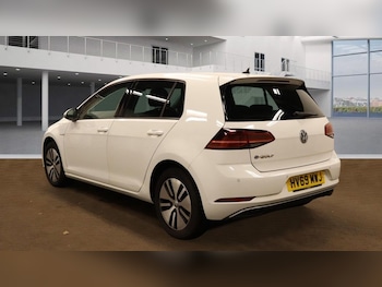 Used Volkswagen Golf 2019 for sale - 76229005: Photo 3