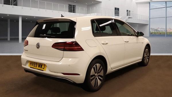 Used Volkswagen Golf 2019 for sale - 76229005: Photo 4