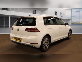 Used Volkswagen Golf 2019 for sale - 76229005: Photo 4