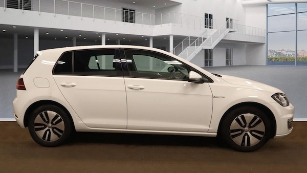 Used Volkswagen Golf 2019 for sale - 76229005: Photo 5