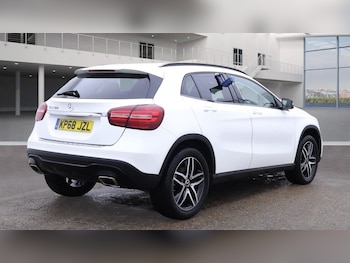 Used Mercedes-Benz GLA 2018 for sale - 76304280: Photo 4