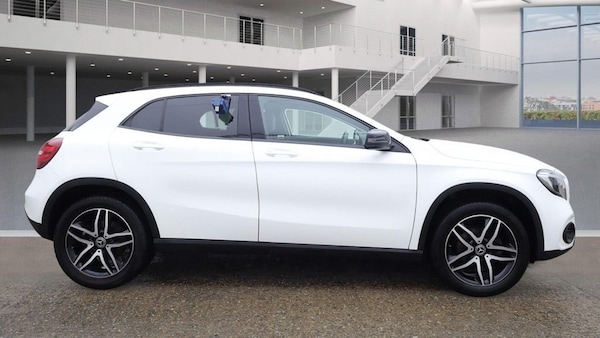 Used Mercedes-Benz GLA 2018 for sale - 76304280: Photo 5