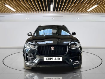 Used Jaguar F-Pace 2019 for sale - 78543913: Photo