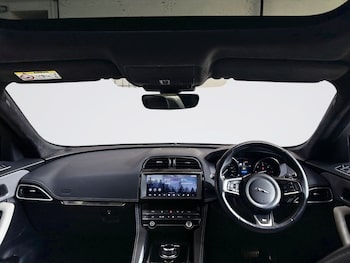 Used Jaguar F-Pace 2019 for sale - 78543913: Photo