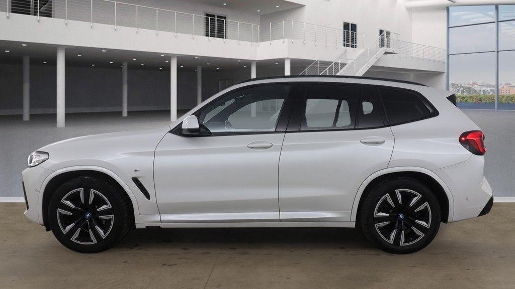 Used BMW iX3 2022 for sale - 77952923: Photo 8