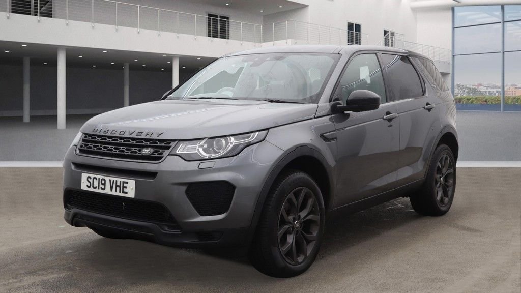 Used Land Rover Discovery Sport 2019 for sale - 76788065: Photo 2