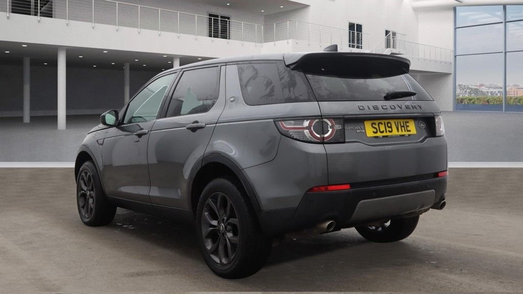 Used Land Rover Discovery Sport 2019 for sale - 76788065: Photo 3