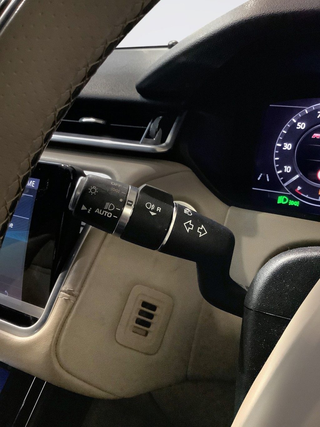 Used Land Rover Range Rover Velar 2019 for sale - 77642456: Photo 20