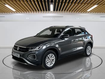 Used Volkswagen T-Roc 2024 for sale - 79322811: Photo