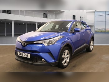 Used Toyota C-HR 2018 for sale - 76430246: Photo