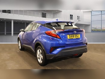 Used Toyota C-HR 2018 for sale - 76430246: Photo