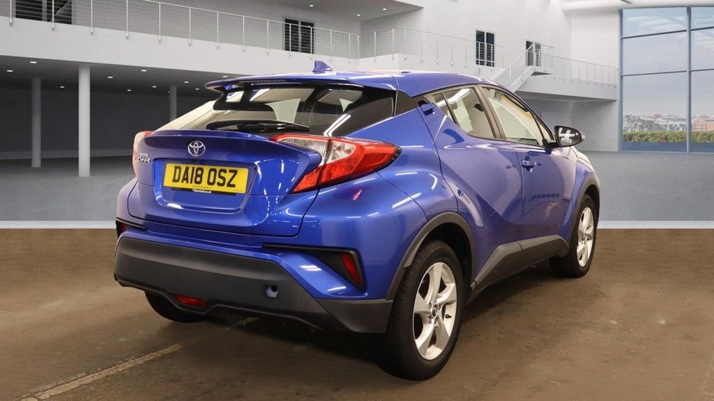 Used Toyota C-HR 2018 for sale - 76430246: Photo 4