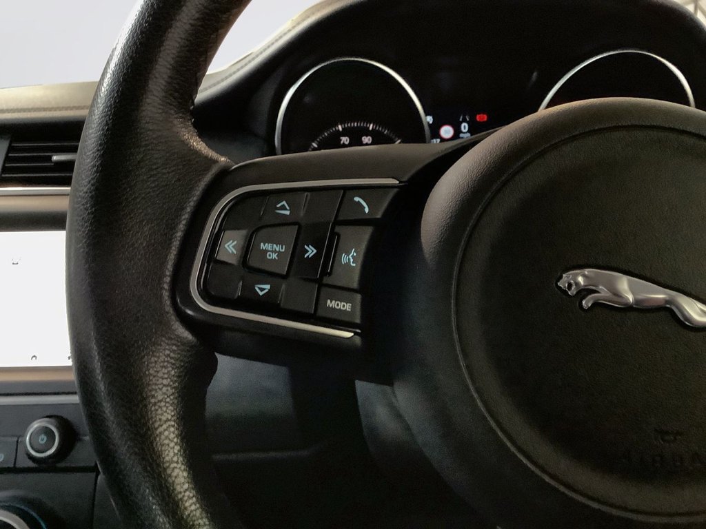 Used Jaguar E-Pace 2019 for sale - 77978932: Photo 18