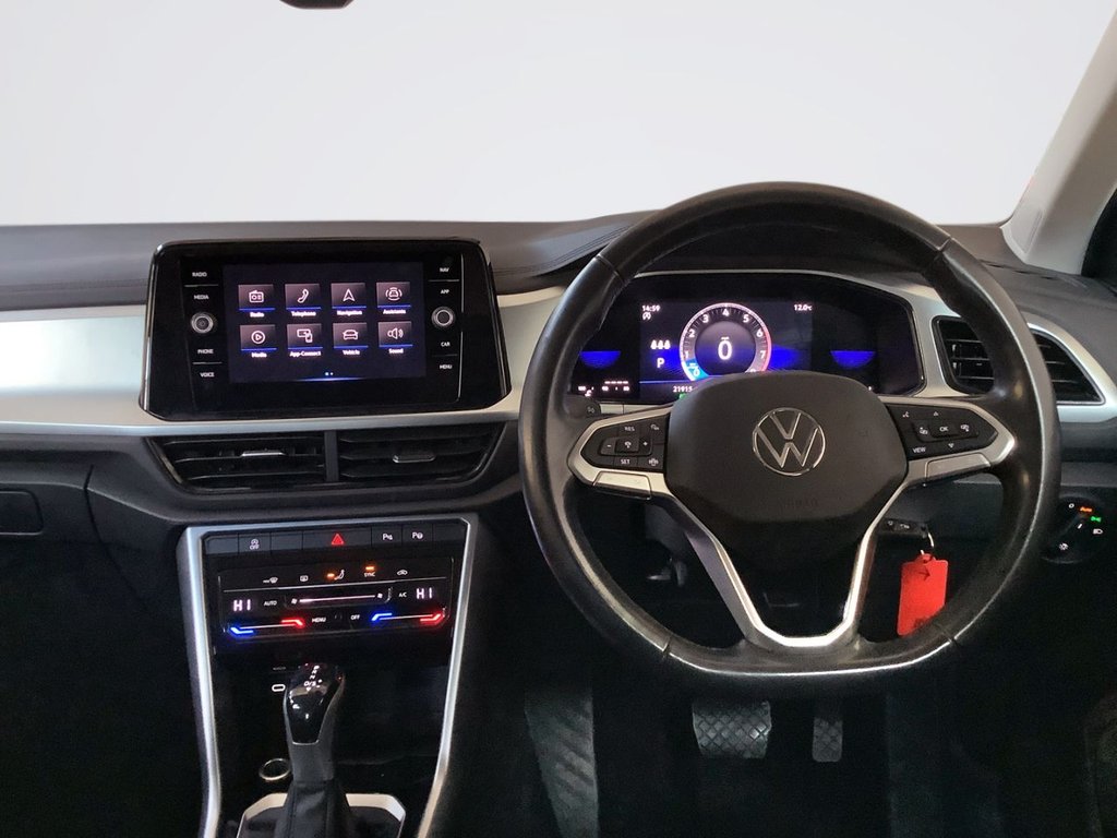 Used Volkswagen T-Roc 2023 for sale - 77806185: Photo 24