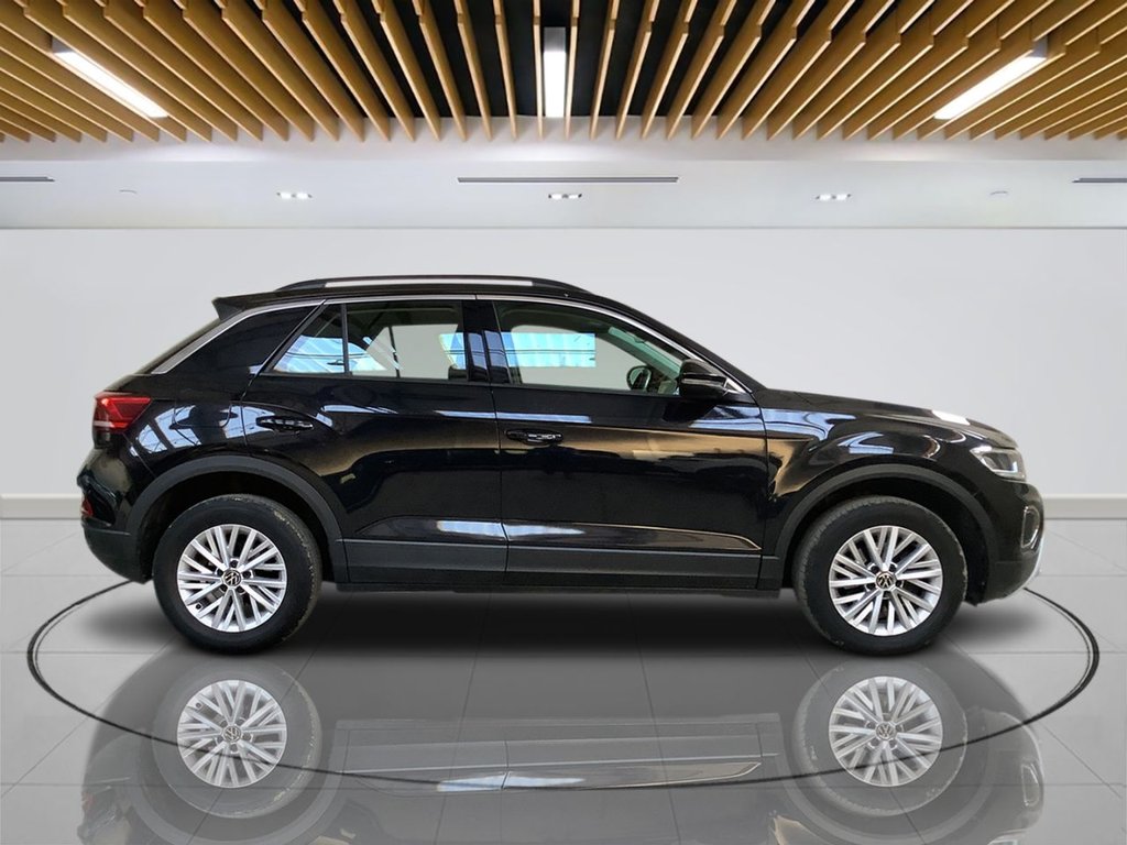 Used Volkswagen T-Roc 2023 for sale - 77806185: Photo 7