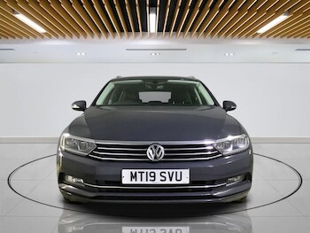 Used Volkswagen Passat 2019 for sale - 76558599: Photo