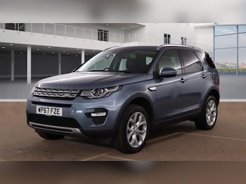 Used Land Rover Discovery Sport 2017 for sale - 75974059: Photo