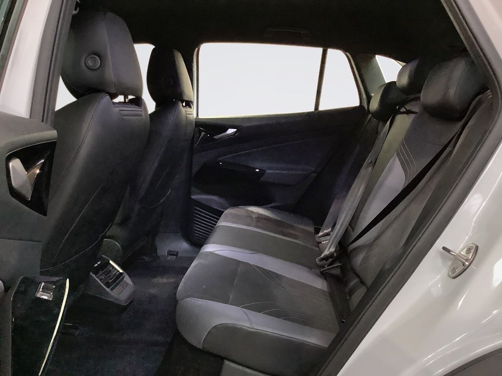 Used Volkswagen ID.4 2022 for sale - 77764836: Photo 10