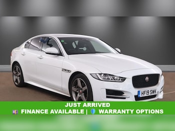 Used Jaguar XE 2019 for sale - 79189640: Photo