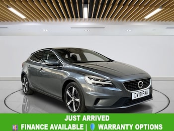 Used Volvo V40 2019 for sale - 78637948: Photo
