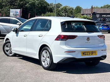 Used Volkswagen Golf 2023 for sale - 79215614: Photo