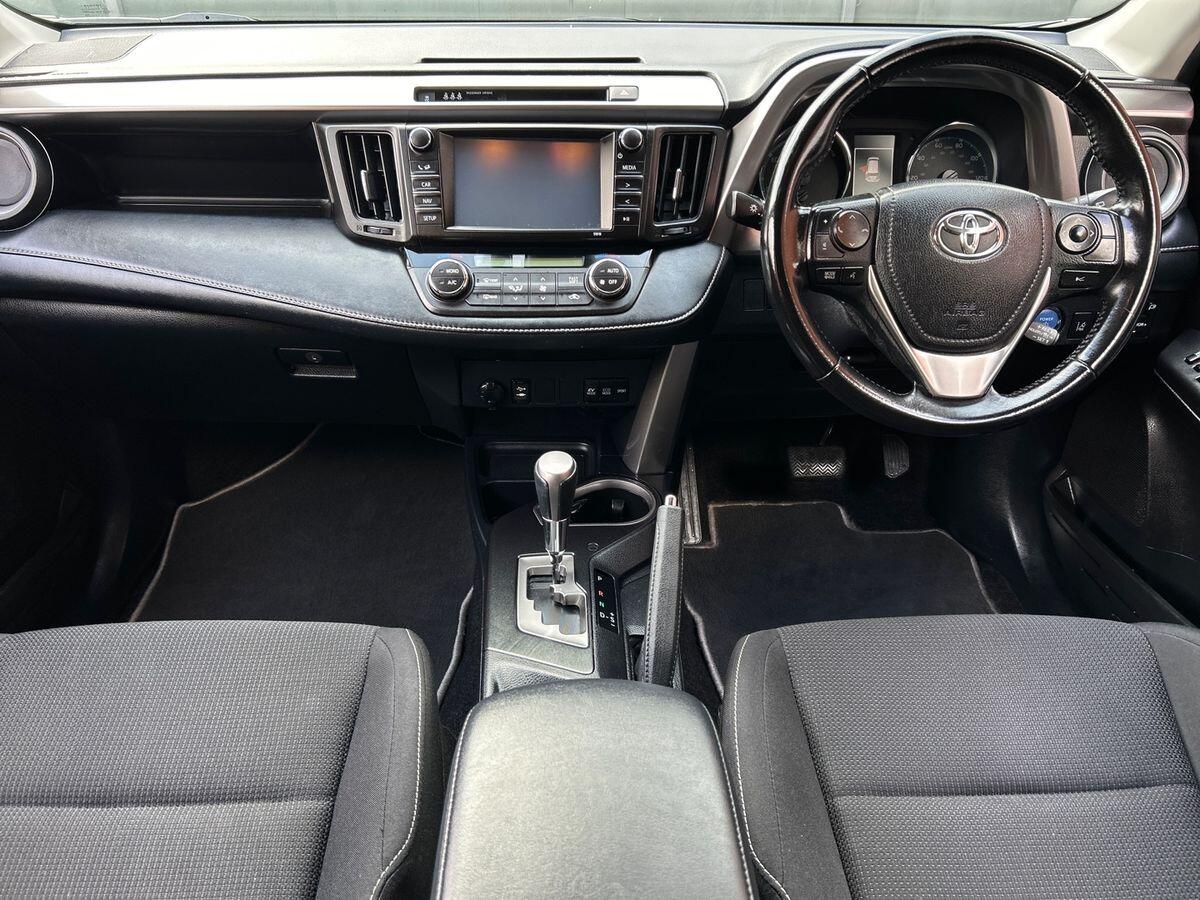 Used Toyota RAV4 2018 for sale - 76323996: Photo 7