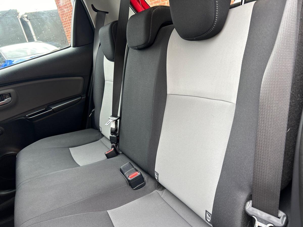 Used Toyota Yaris 2017 for sale - 76090268: Photo 19