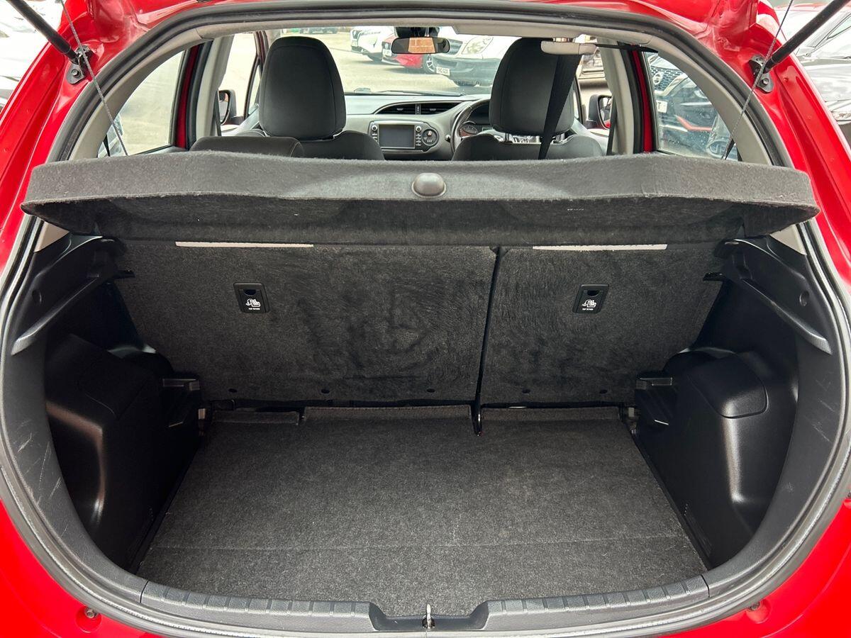 Used Toyota Yaris 2017 for sale - 76090268: Photo 20