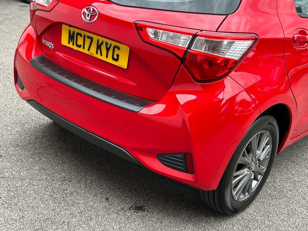 Used Toyota Yaris 2017 for sale - 76090268: Photo 40