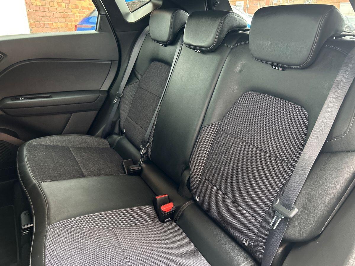 Used Renault Captur 2023 for sale - 77829387: Photo 21