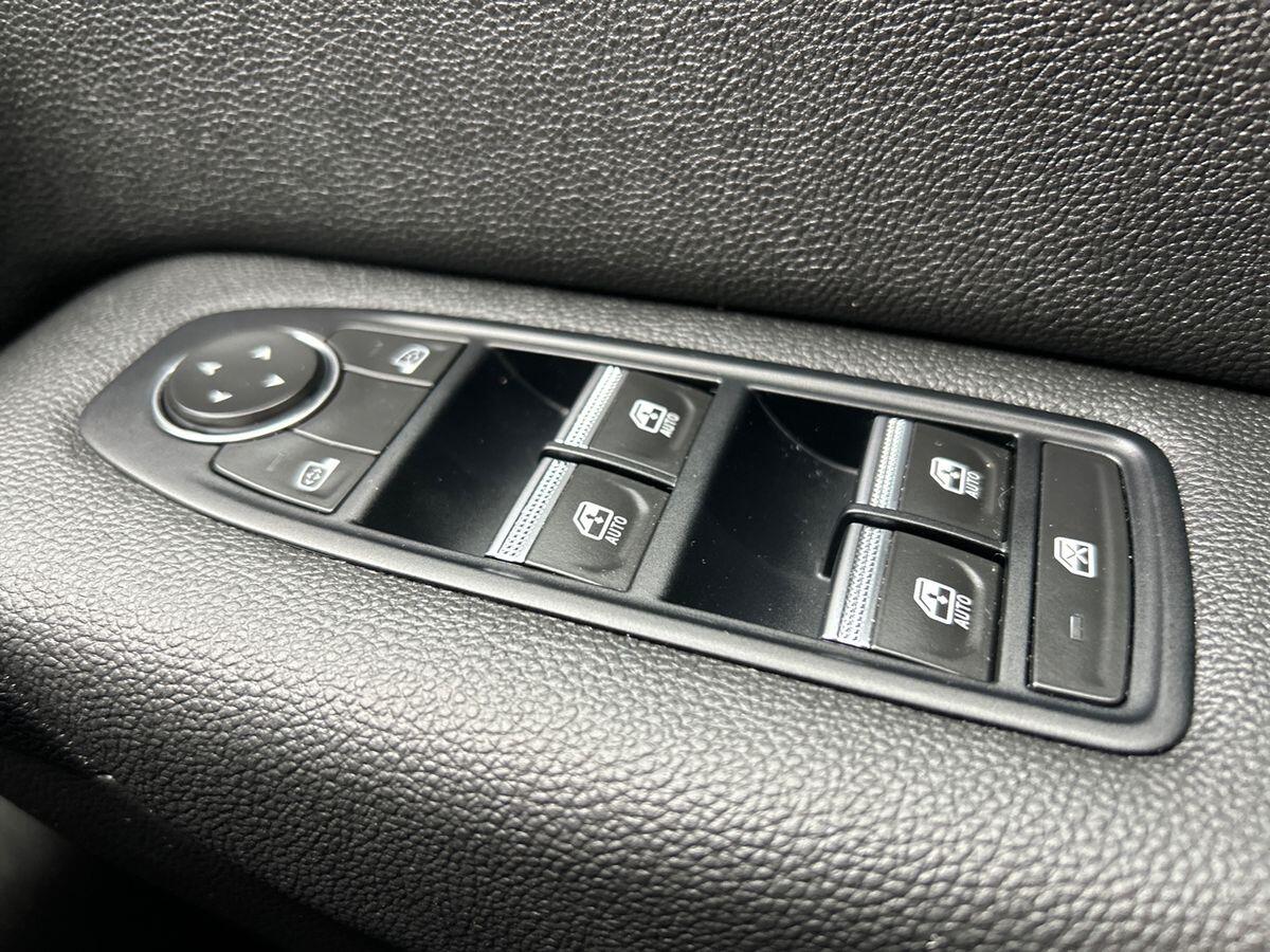 Used Renault Captur 2023 for sale - 77829387: Photo 46